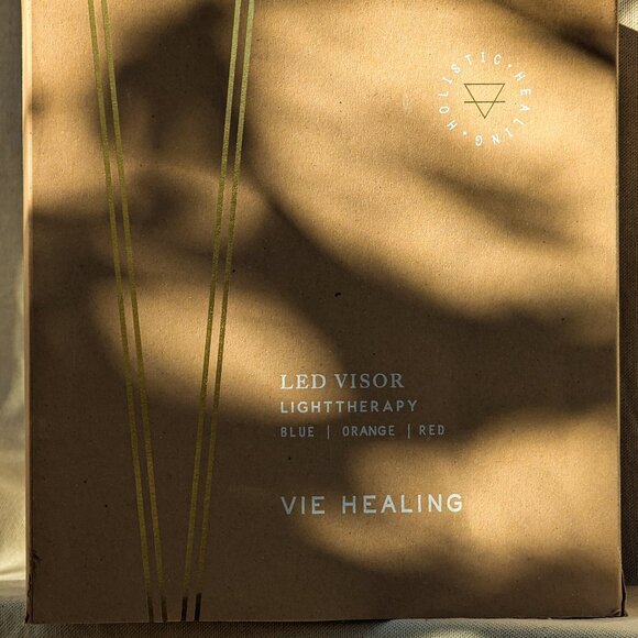 Via Healing Red/Blue/Orange Light Therapy Mask - Picture 3 of 3